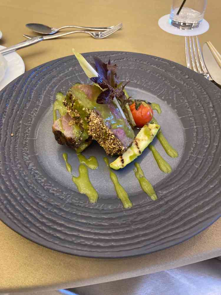 お肉が柔らかくて美味しかったです。