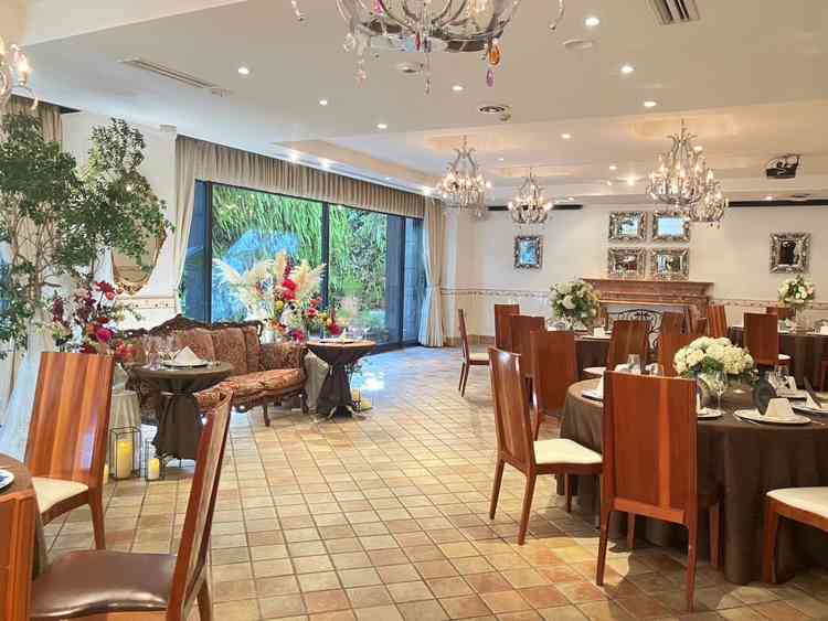 地下の披露宴会場