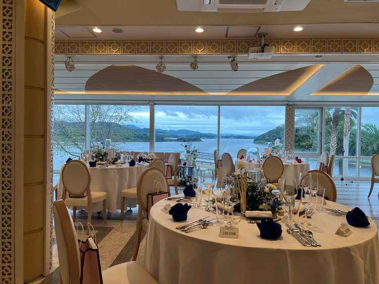 浜名湖が一望できる披露宴会場