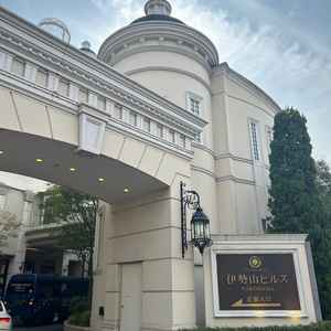 入り口外観です。洋館ホテルの雰囲気で素敵でした。