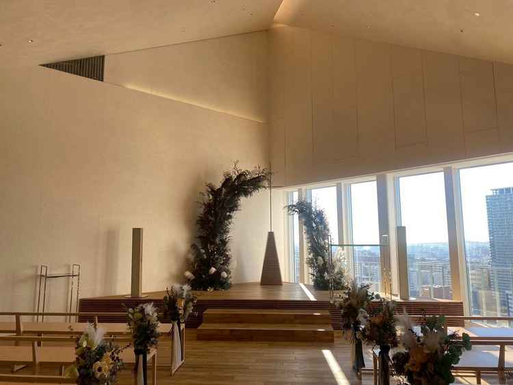 チャペルその1。シックな雰囲気