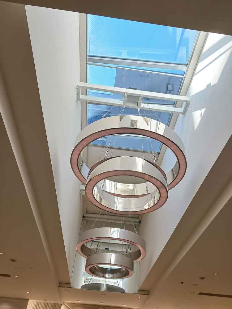 天井は解放感があります