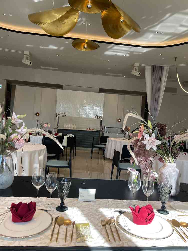 新郎新婦席から眺めた会場