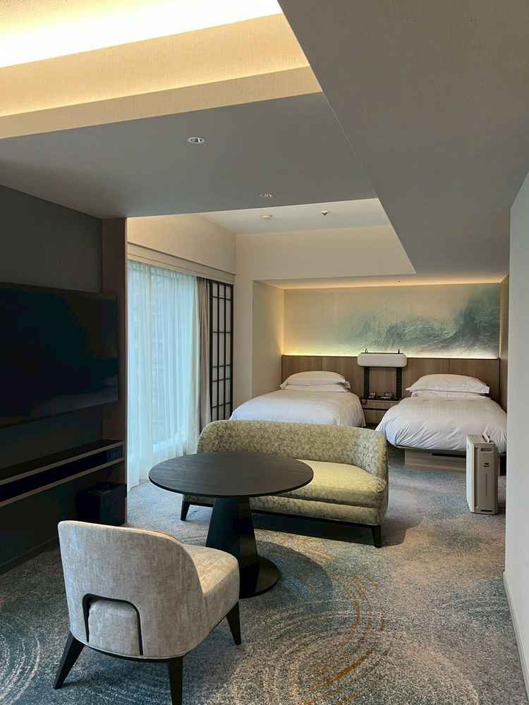 ホテルの客室も見せてくれました。