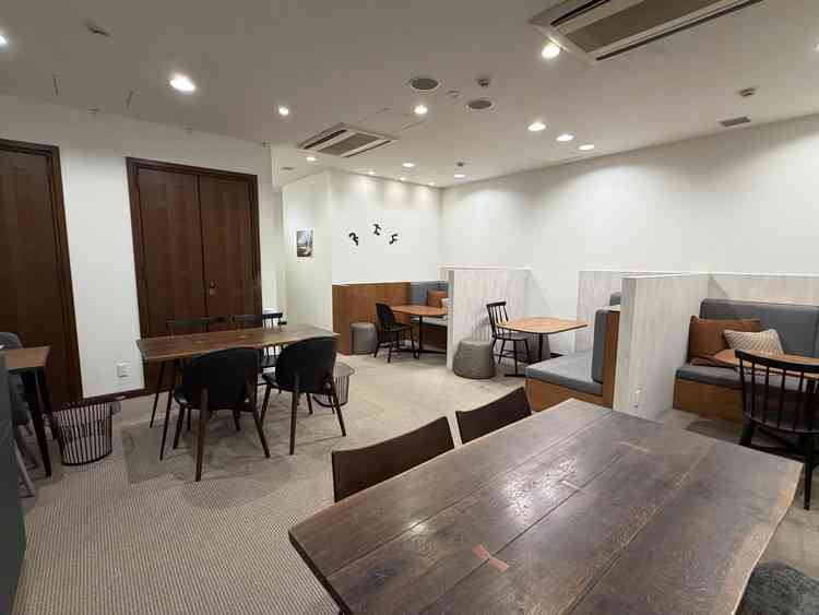 打ち合わせ用のミーティングルーム