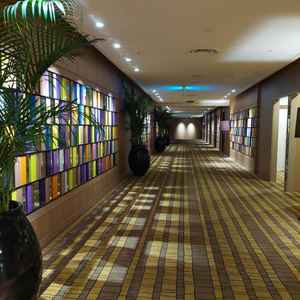 待合室の廊下で、とてもオシャレでした。写真映えもしますし、神戸ならではのこだわりもありました。