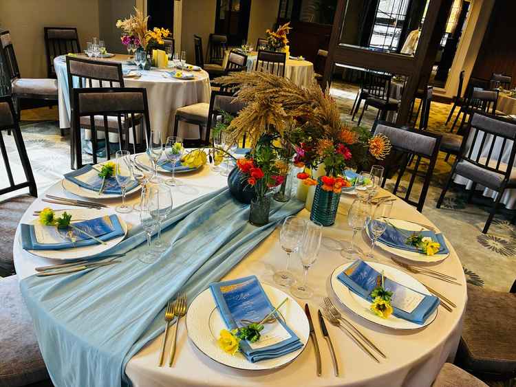 会場テーブル席