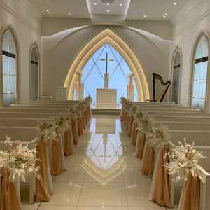 二つ目のチャペル。可愛らしい雰囲気。