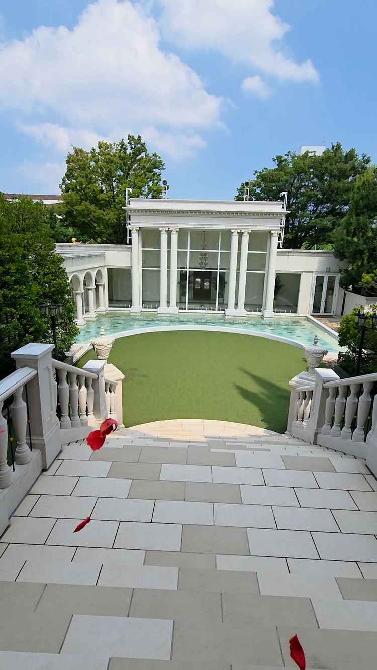 フラワーシャワーの体験をさせていただきました！！好きなアーティストの曲を流してくださいました！！