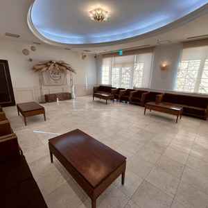 友人待合室。この他にも、待合室が沢山あり、ゆったりとした雰囲気でした。