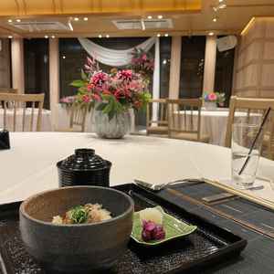 試食コース内に炊き込みご飯があり、ほっこりしました。