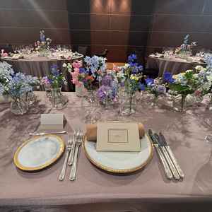 華やかなテーブルセッティング