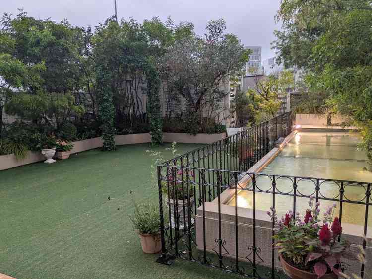 ガーデニングが屋上にあってここで皆と写真を撮るのも楽しそうです。