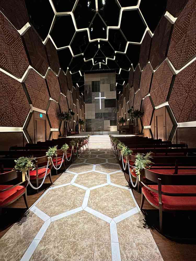 圧巻のチャペル。素晴らしかった。ここで挙式を挙げたいと思った。