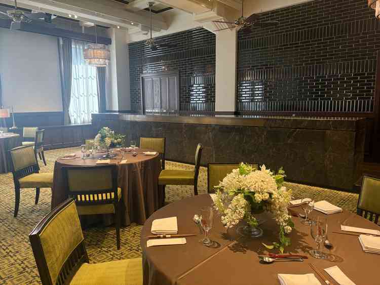 各会場にキッチンがあり、温かい料理が提供される