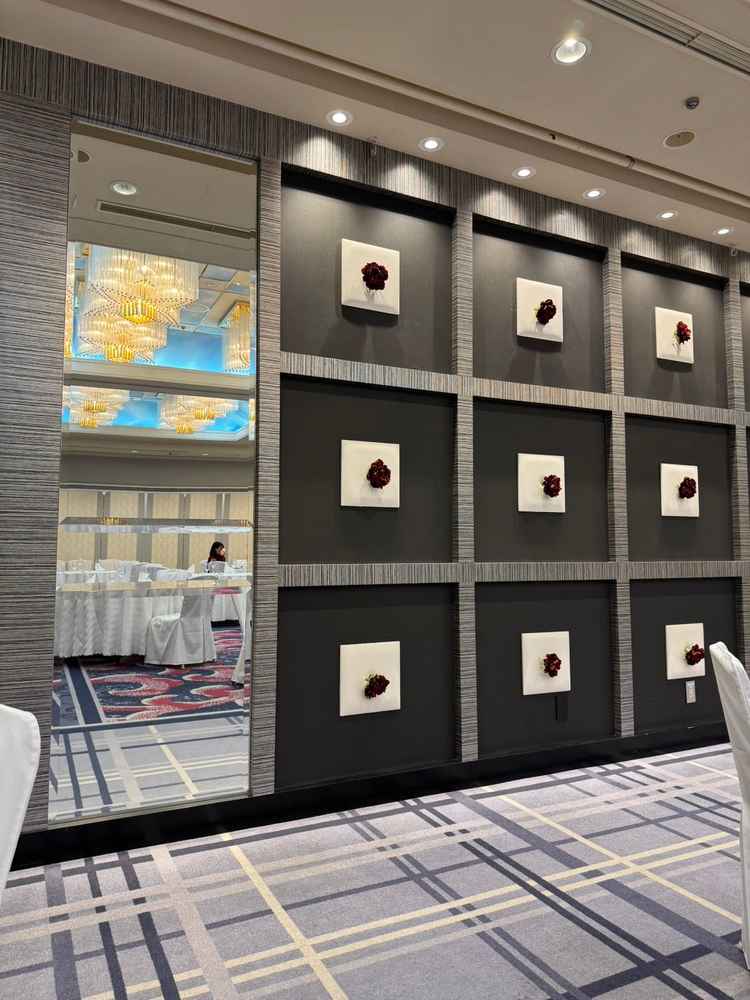 会場の壁までオシャレで思わず写真を撮りました。