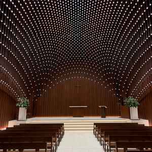 ライトが付くとまた印象が一気に変わりました。