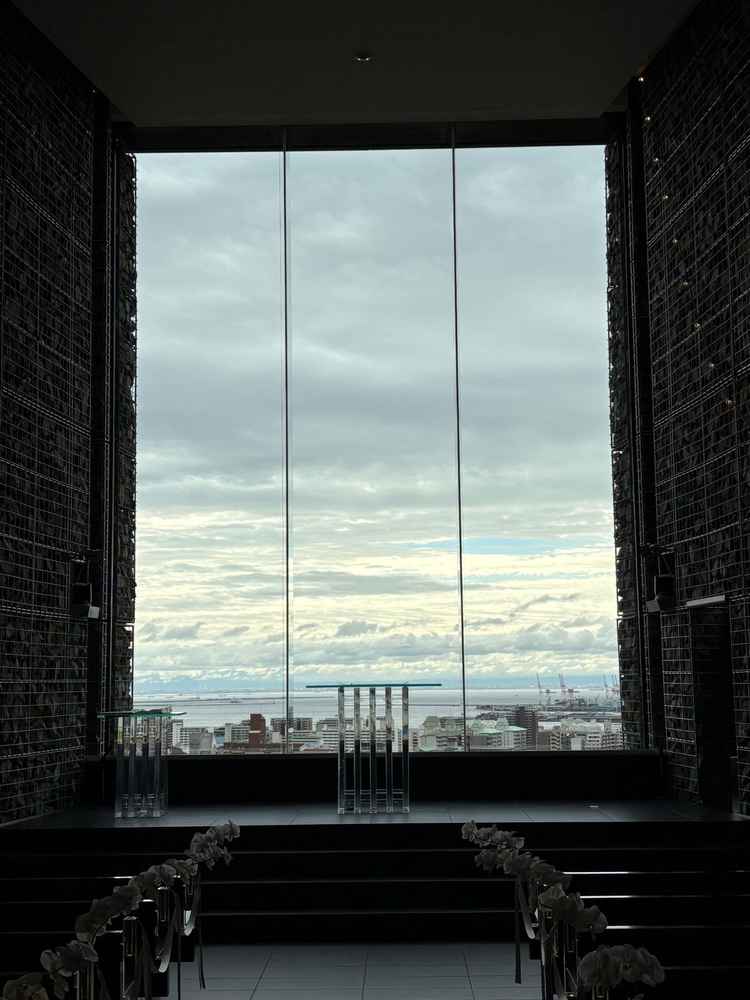 チャペルからの景色。神戸の街並みを一望できた。