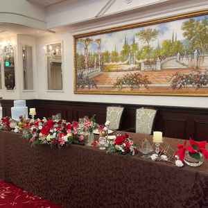 壁周りに装飾があるので、お花が多少少なくても映えることが分かった