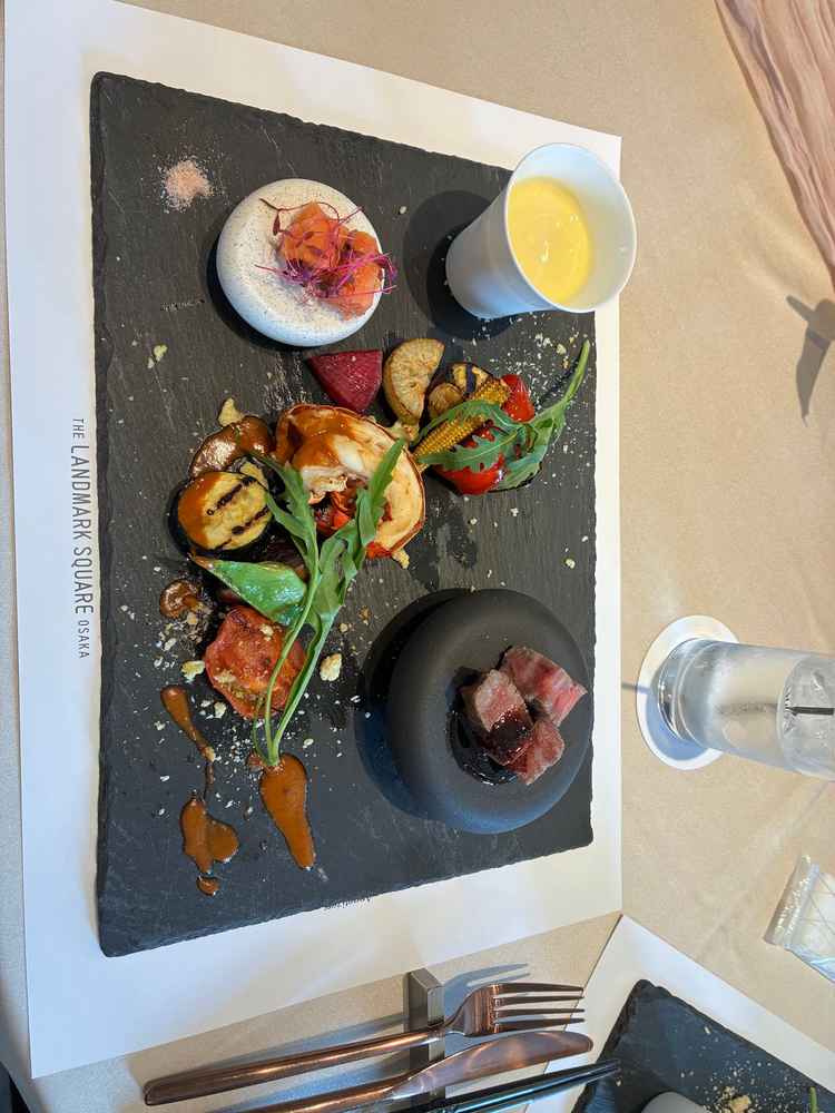 食材にもこだわられており実際に料理人の方が食材の説明をしてくださりました！どれも美味しかったです！