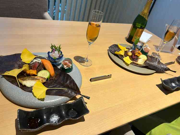 食事体験のメイン料理