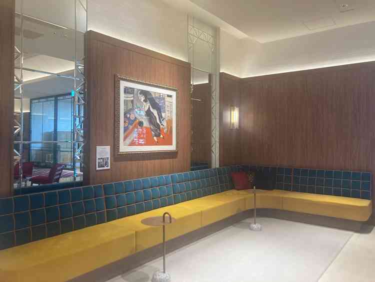 ロビーの一角のソファです。