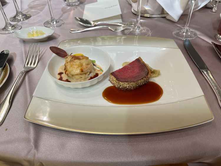 試食のメイン料理。