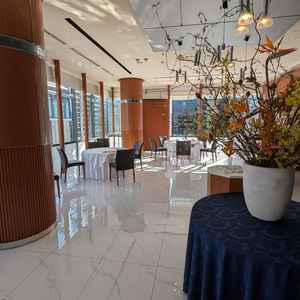 チャペルの会場です。普段はレストランで、式のときはチャペルに変更するとのことです。