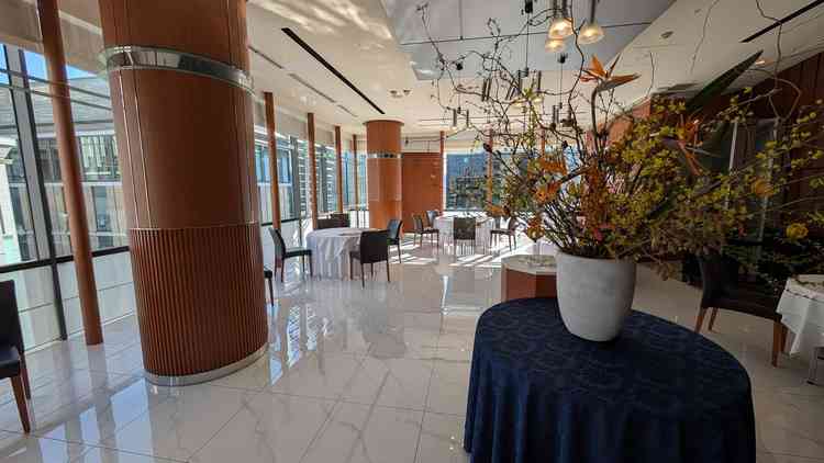 チャペルの会場です。普段はレストランで、式のときはチャペルに変更するとのことです。