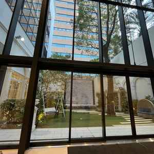 披露宴会場併設のガーデン。デザートビュッフェの会場にも使えるそうです。