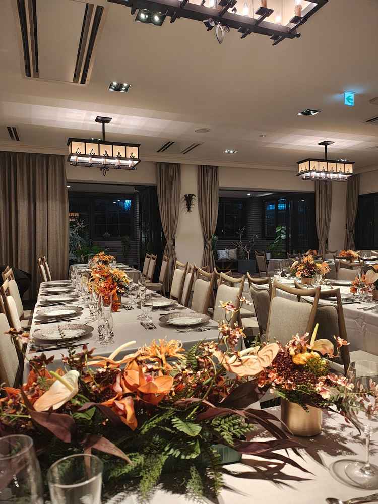 披露宴会場です。少し窮屈に感じました。