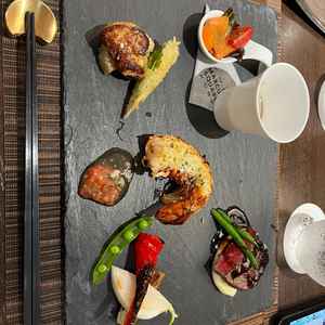 食事は素材にこだわりがあり、全て美味しかった。特にマッシュルームのポタージュが濃厚で美味しかった。