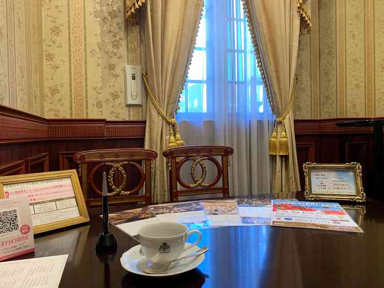 面談室。ドリンクを用意してくれました。