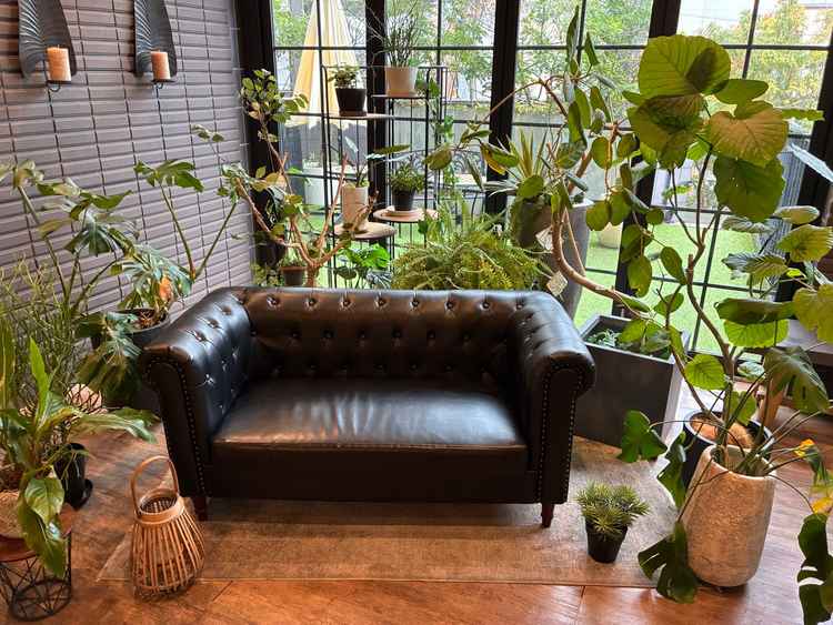 ベンチスタイルの高砂