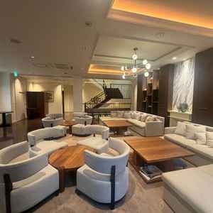 ウッドティックな方の待ち合い写真