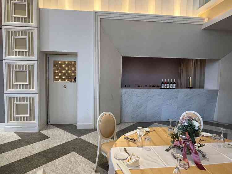 どちらの宴会場も子供を面倒見れる場所があり、とてもいい設備が整っていると思いました。