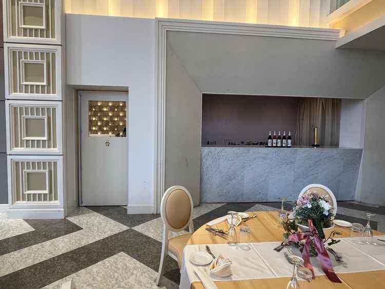 どちらの宴会場も子供を面倒見れる場所があり、とてもいい設備が整っていると思いました。