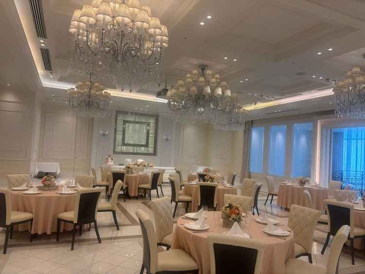 ヨーロピアン披露宴会場