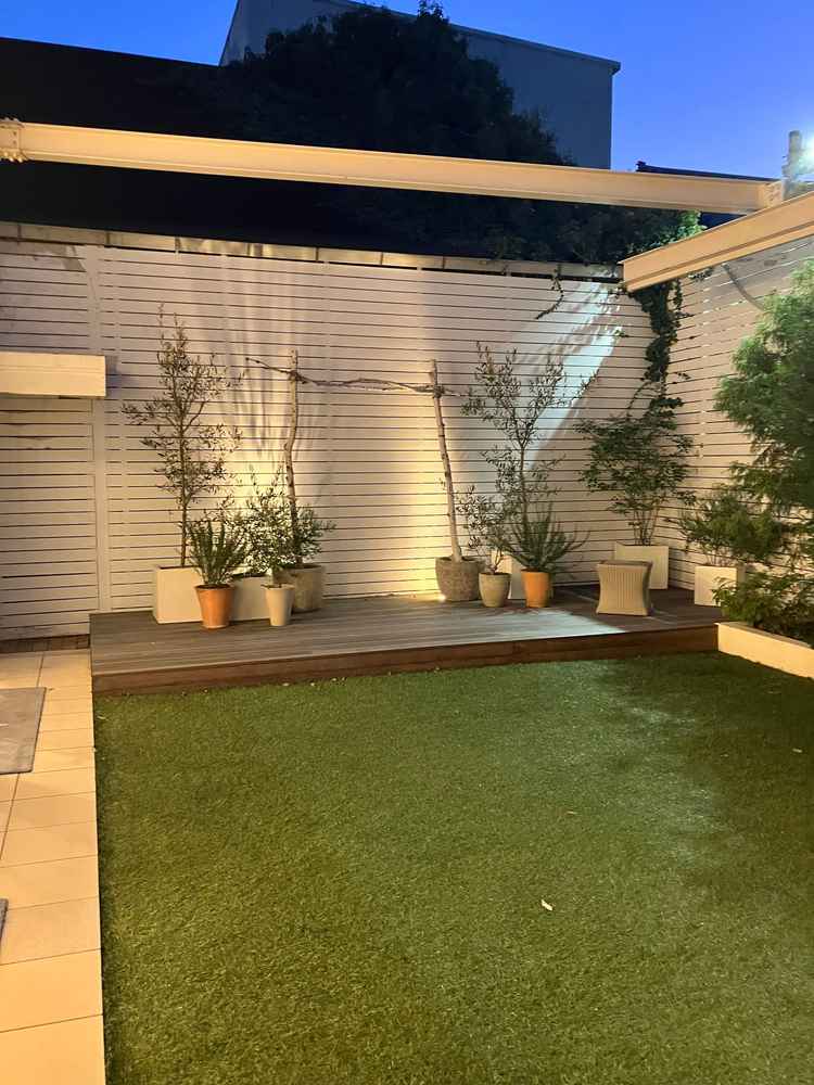 披露宴会場についているガーデンです。こちらは屋根をつけることができます