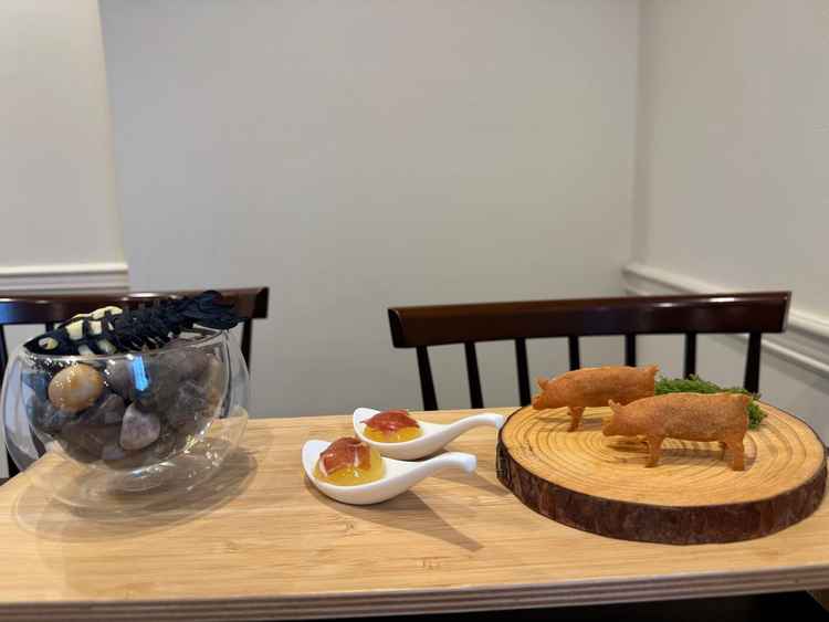 見た目のインパクトが最高。それでいてめちゃくちゃ美味しかった。特に真ん中のお味がお気に入りです。