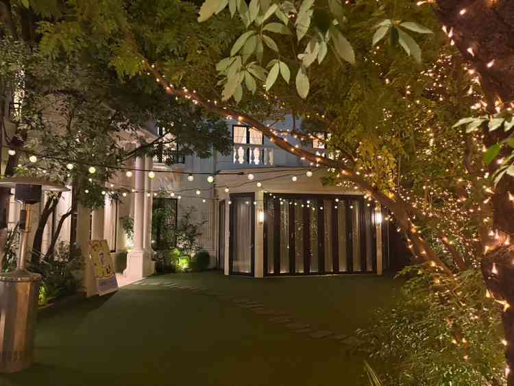 ガーデンはライトアップがとても綺麗でした。