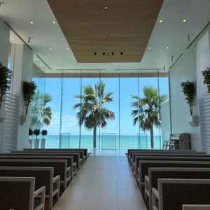 晴れた日の午前中のチャペルの景色に大感動