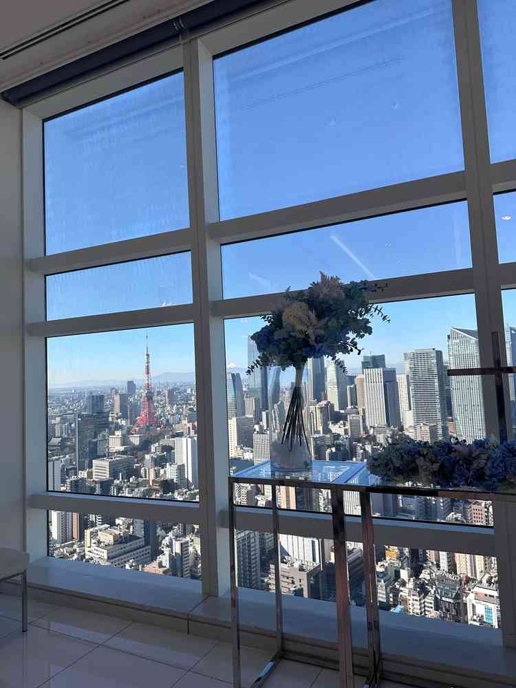 チャペルで東京タワーと富士山が見えることに感動しました。