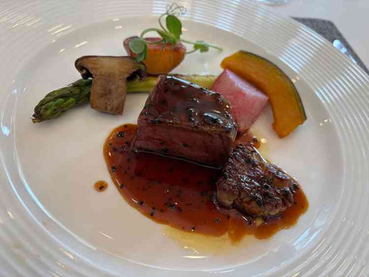 試食のメイン料理