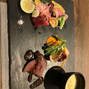 試食したお料理。とても美味しかった。また色合いもおしゃれで華やか。