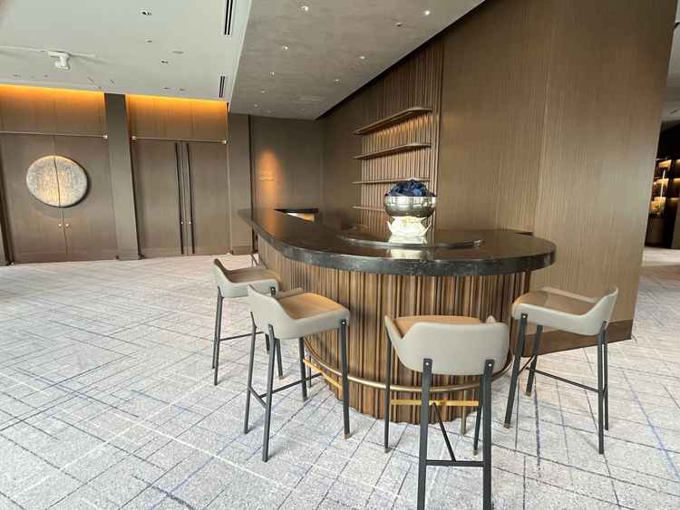 式場前のバーカウンター