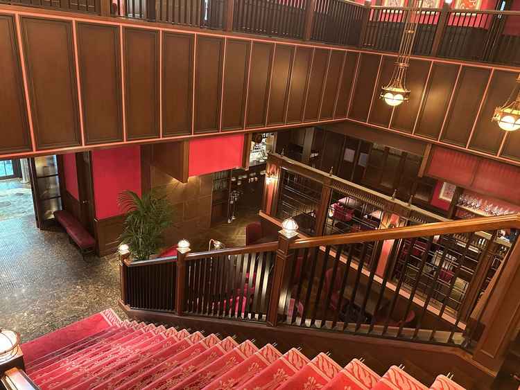 友人の待合室でフリースペース