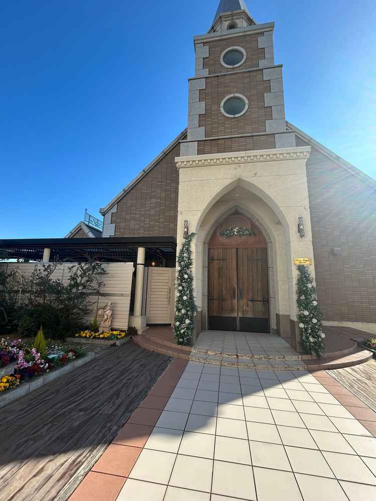 チャペルの外観となります。当日をイメージすることができました。