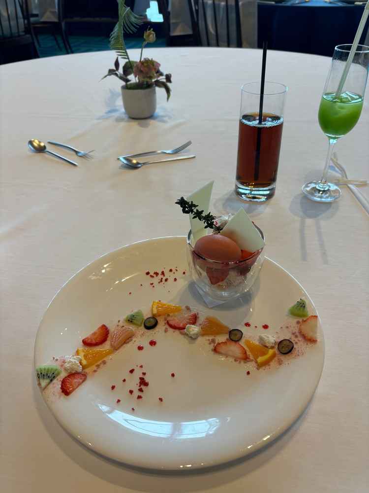 デザートの盛り付けがおしゃれ！