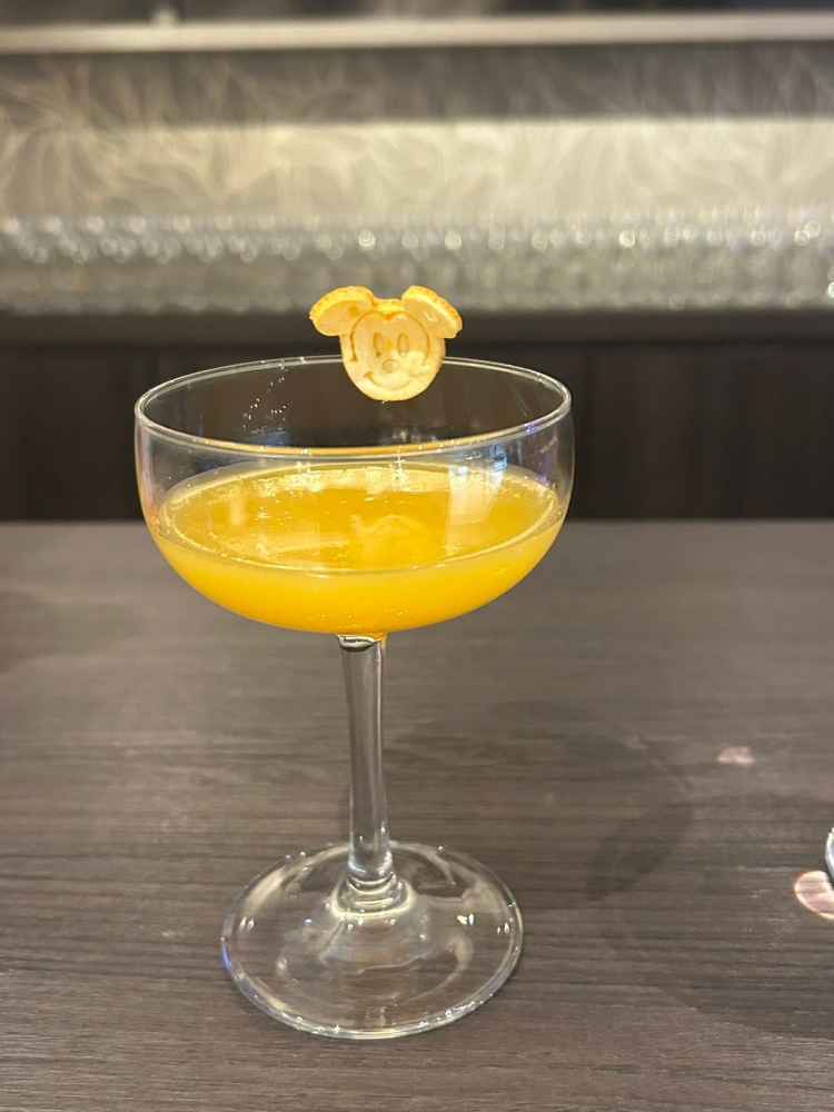 オレンジジュースに添えられた切り飾りが可愛かったです。